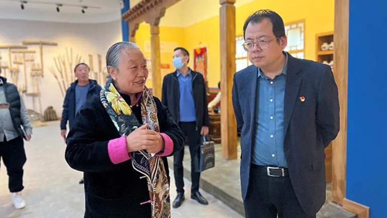 西藏自治區衛健委譚相東書(shū)記一行蒞臨奇正青稞考察